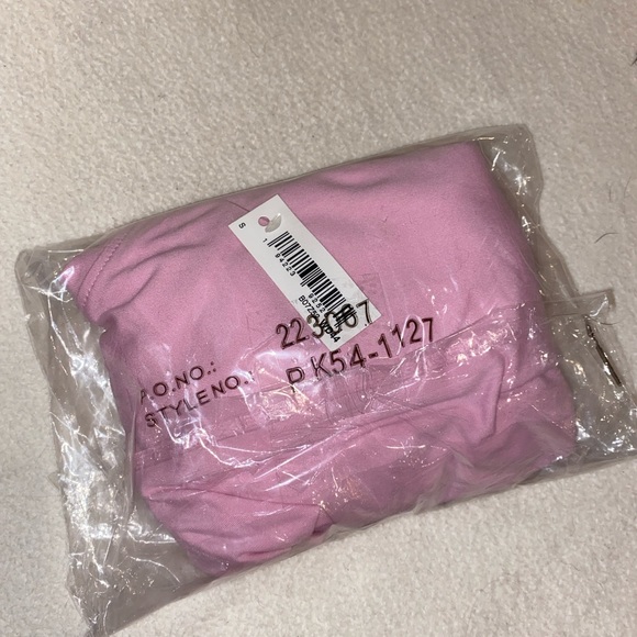 NEW AMAZON ESSENTIALS ACTIVE RACERBACK TANK TOP - LIGHT PINK - SMALL - Picture 3 of 13